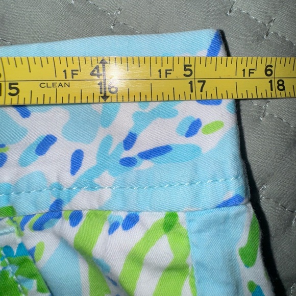 Lilly Pulitzer Blue Heaven Callahan Shorts Size 10. Resort Wear VGUC - Picture 3 of 9